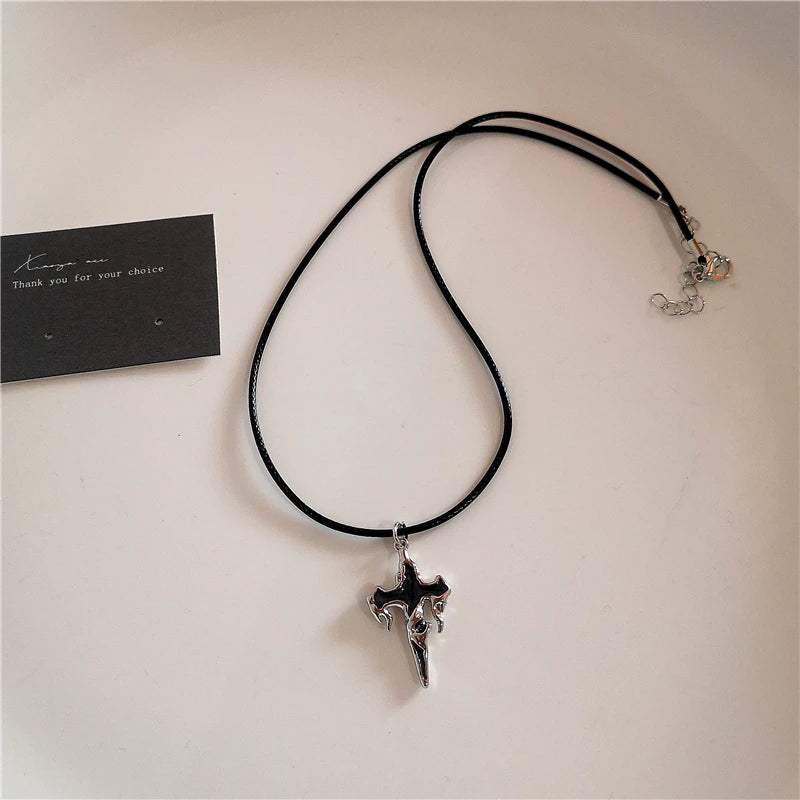 GOTH BLACK NECKALCE®