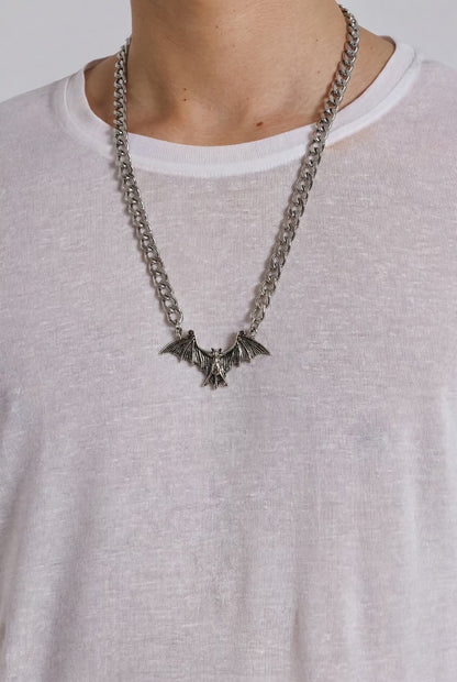 VYRIN BAT NECKLACE®