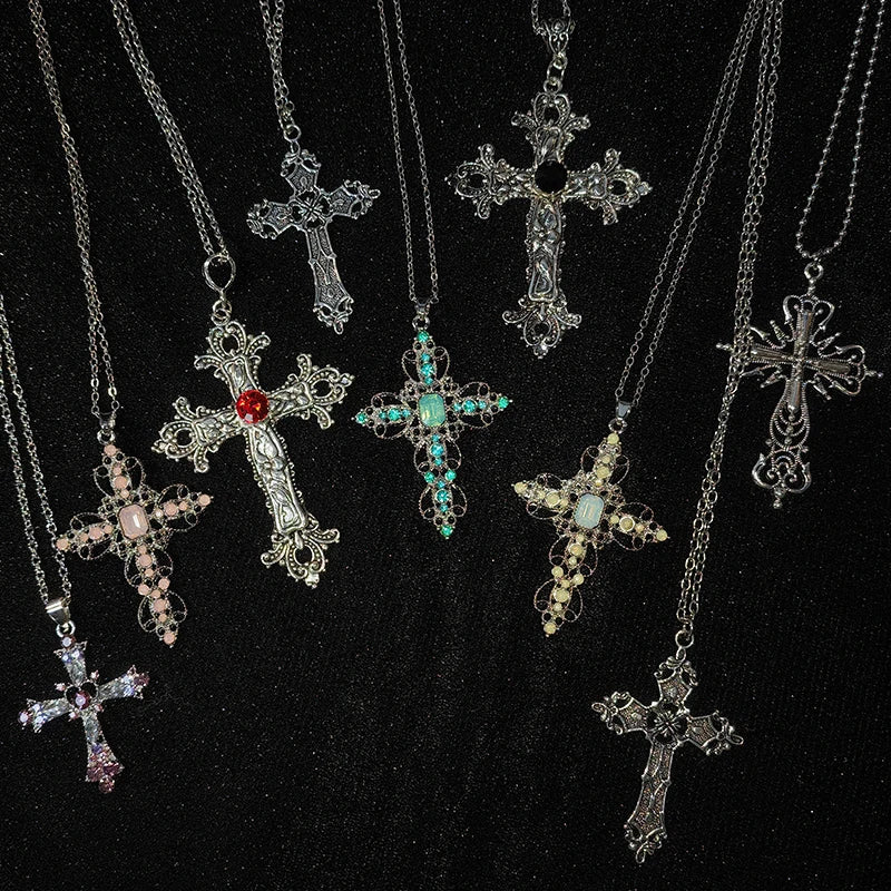 VYRIN CROSS NECKLACE®