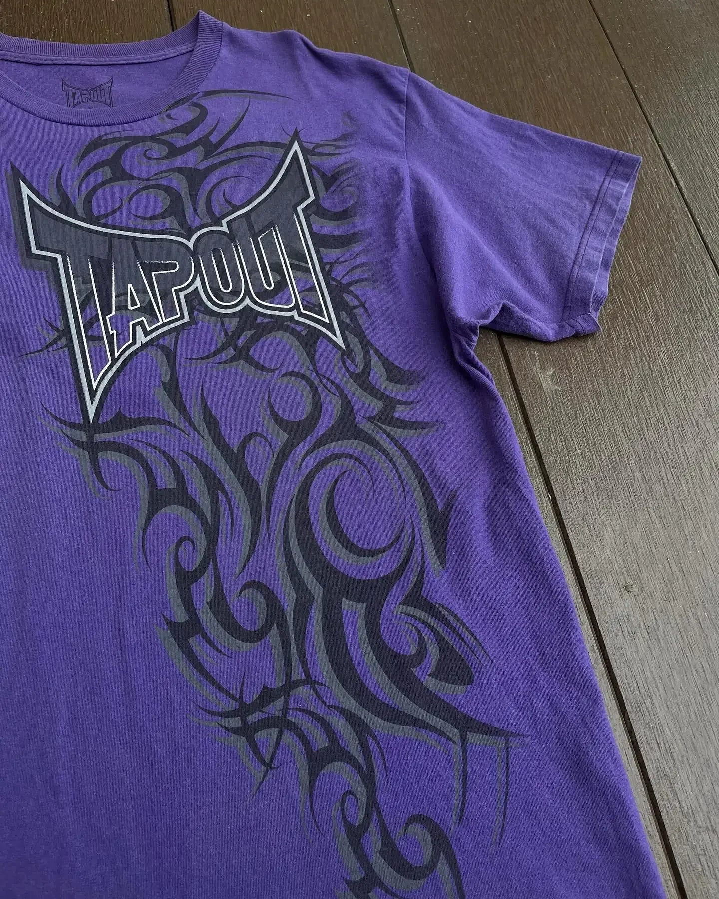 TAPOUT TEE®